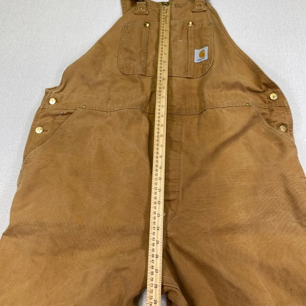 Carhartt •• few